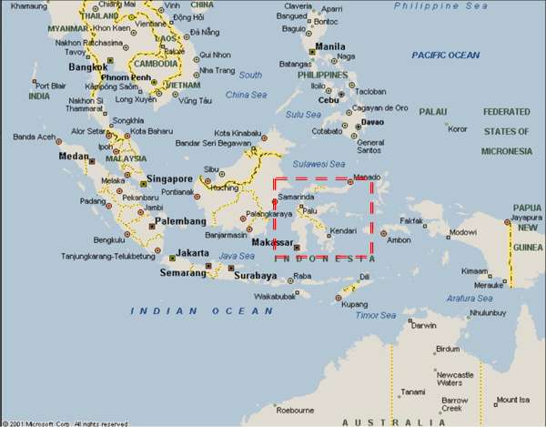 Flyt hånden uden for Sulawesi-kortet og se kort over Indonesien.